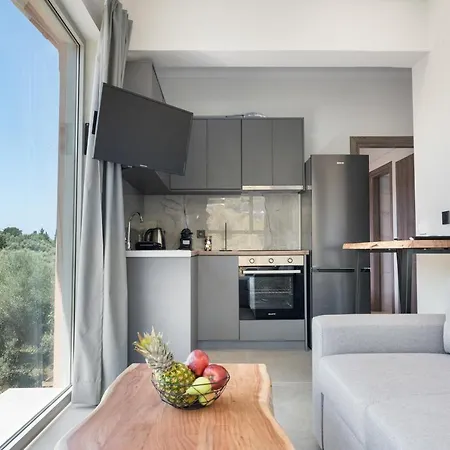 Aparthotel Robin's 4*