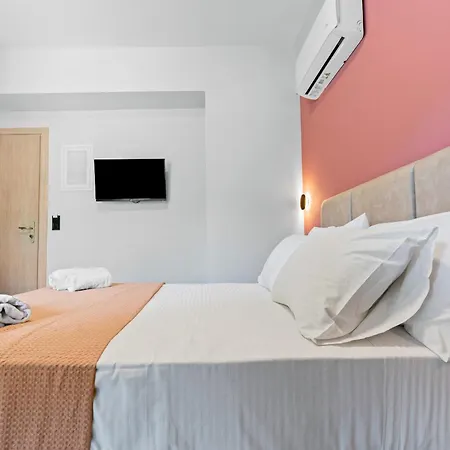 Robin's 4* Apolpaina