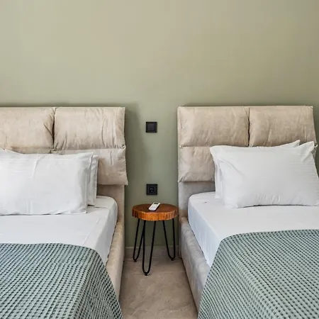 Robin's Hotel apartamentowy Apolpaina