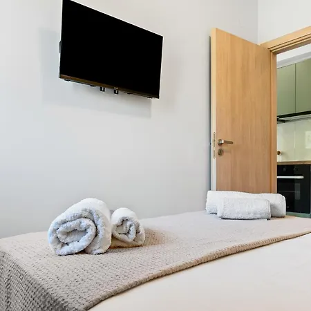 Robin's Απόλπαινα