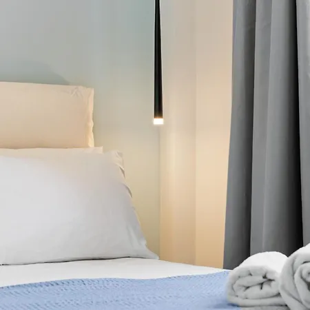 Hotel apartamentowy Robin's Apolpaina